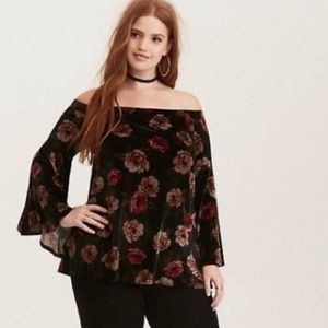 TORRID FLORAL VELVET OFF SHOULDER BELL SLEEVE TOP